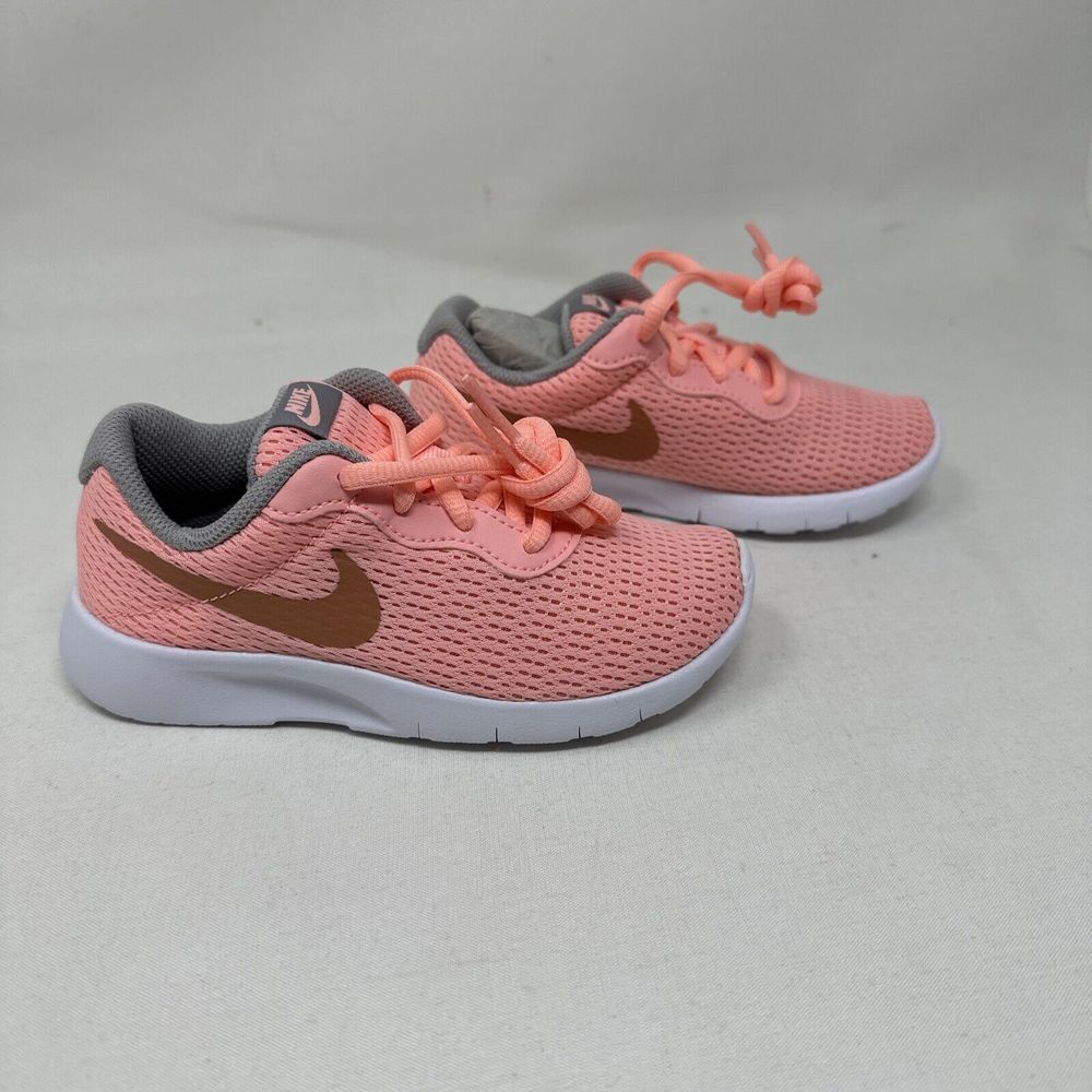 Nike Tanjun Youth 10.5c Girls Pink Gray & Gold Sneakers Shoes‎ 818385-607 New